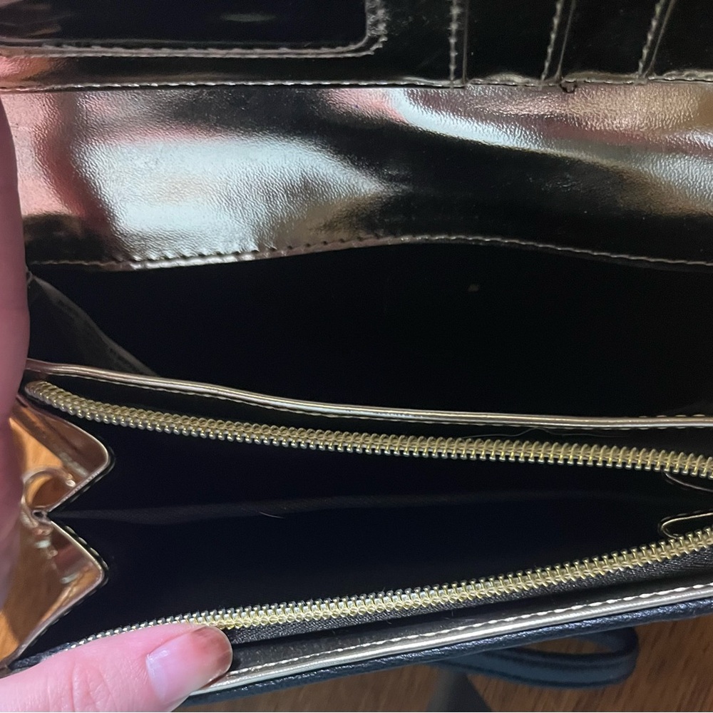 Betsey Johnson Black and White Clutch - Picture 10 of 11
